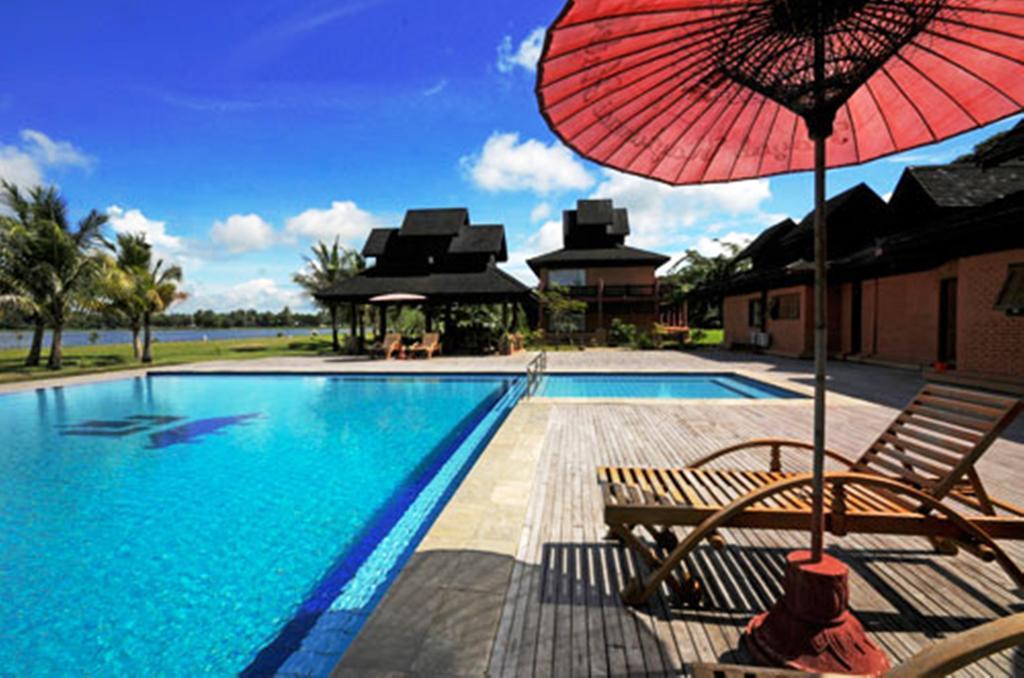 Kma Kaytumadi Hotel Taungoo Exteriör bild