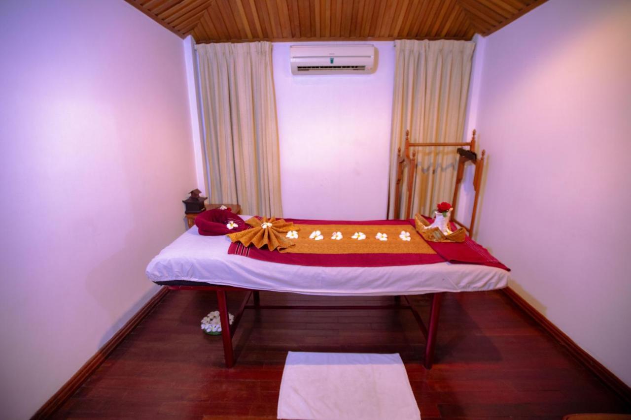Kma Kaytumadi Hotel Taungoo Exteriör bild