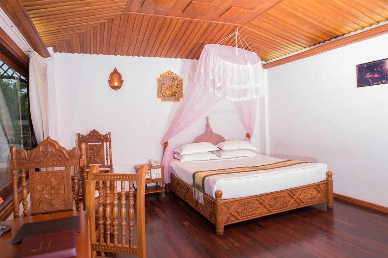 Kma Kaytumadi Hotel Taungoo Exteriör bild