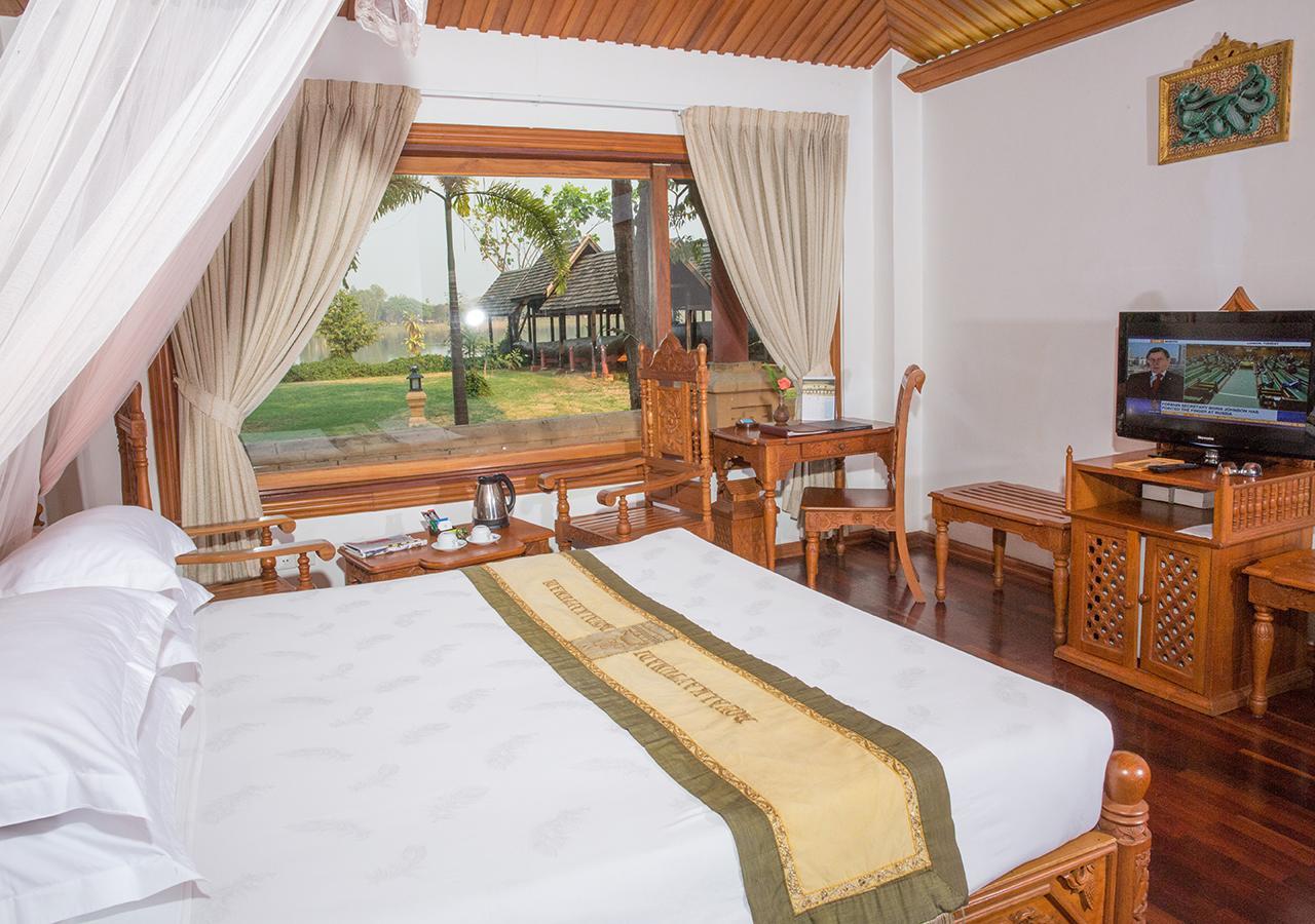 Kma Kaytumadi Hotel Taungoo Exteriör bild