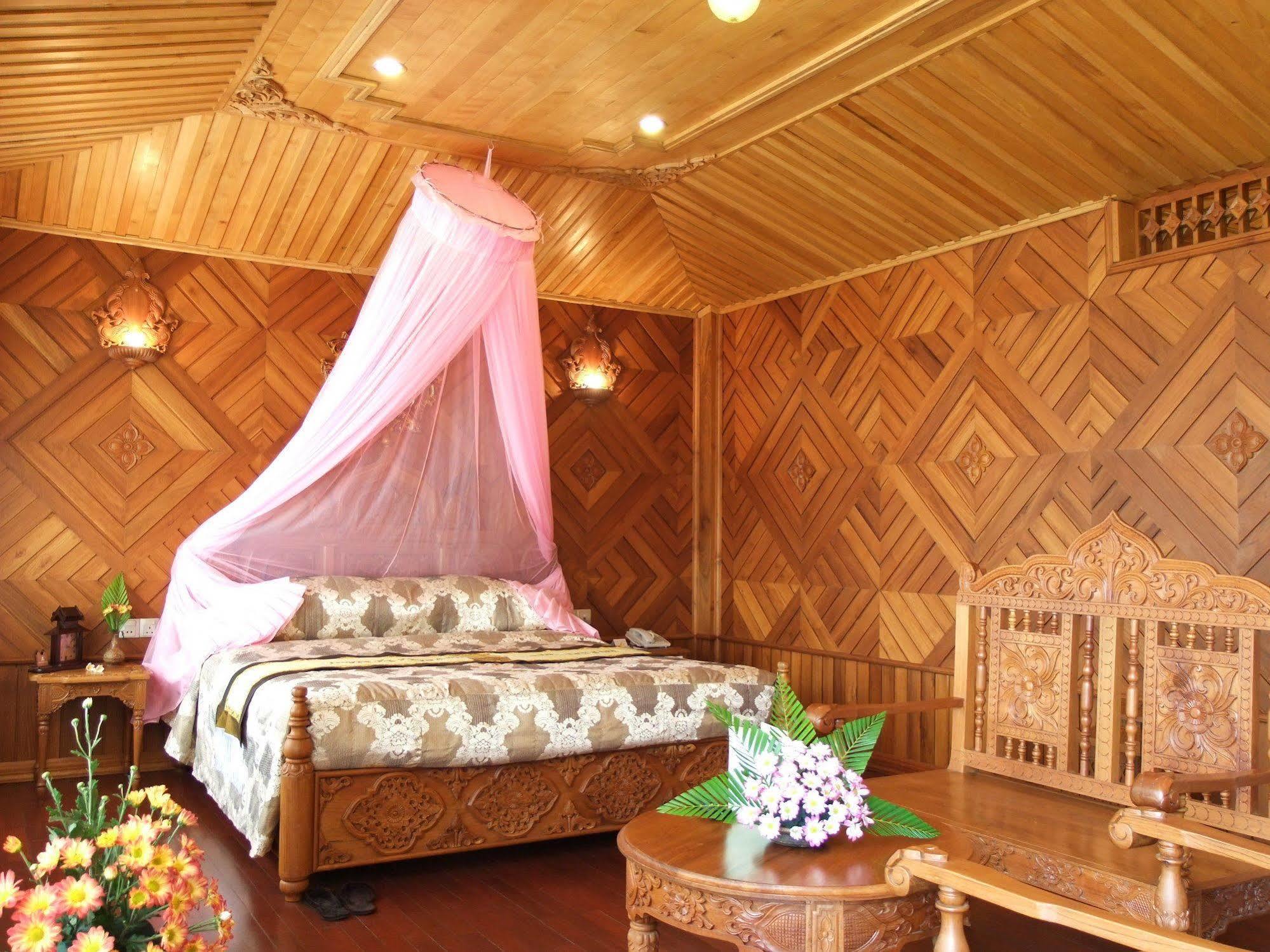 Kma Kaytumadi Hotel Taungoo Exteriör bild