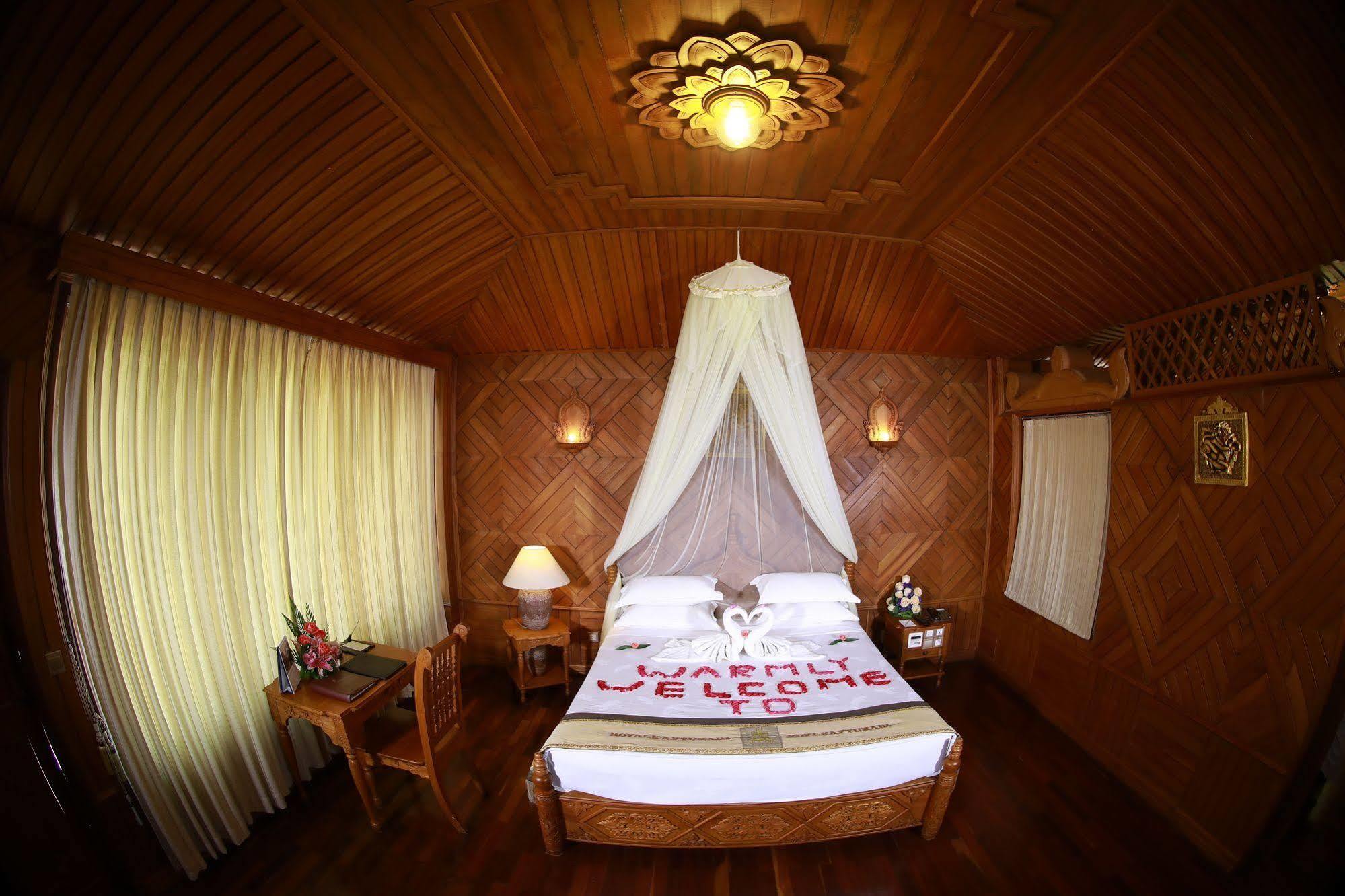 Kma Kaytumadi Hotel Taungoo Exteriör bild